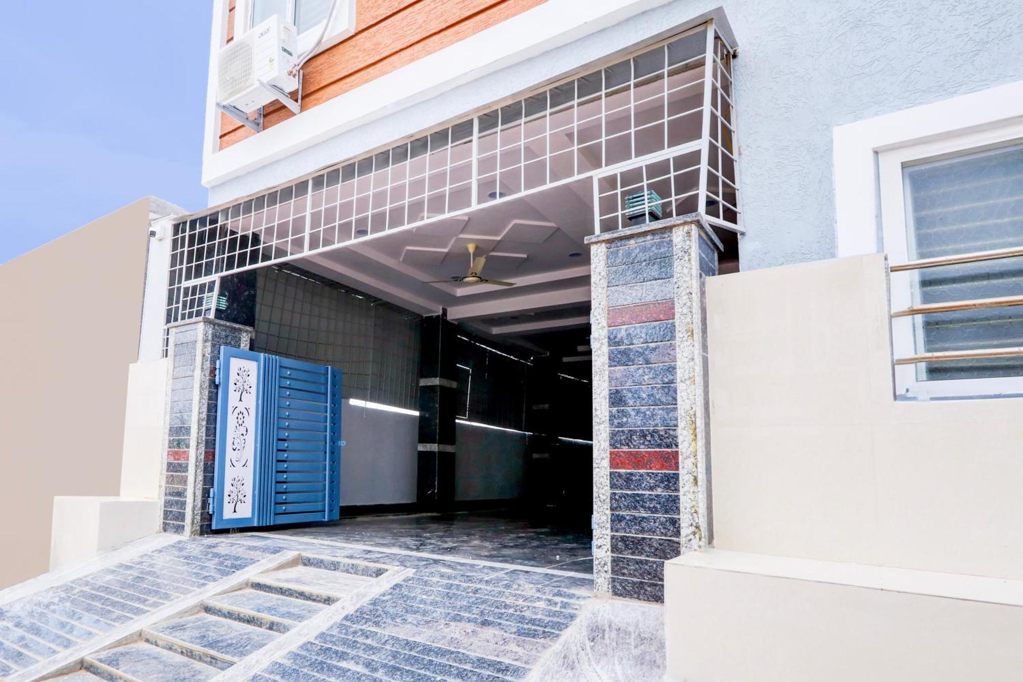 Super Hotel O Adibatla Near Tcs Ibrahimpatan Экстерьер фото