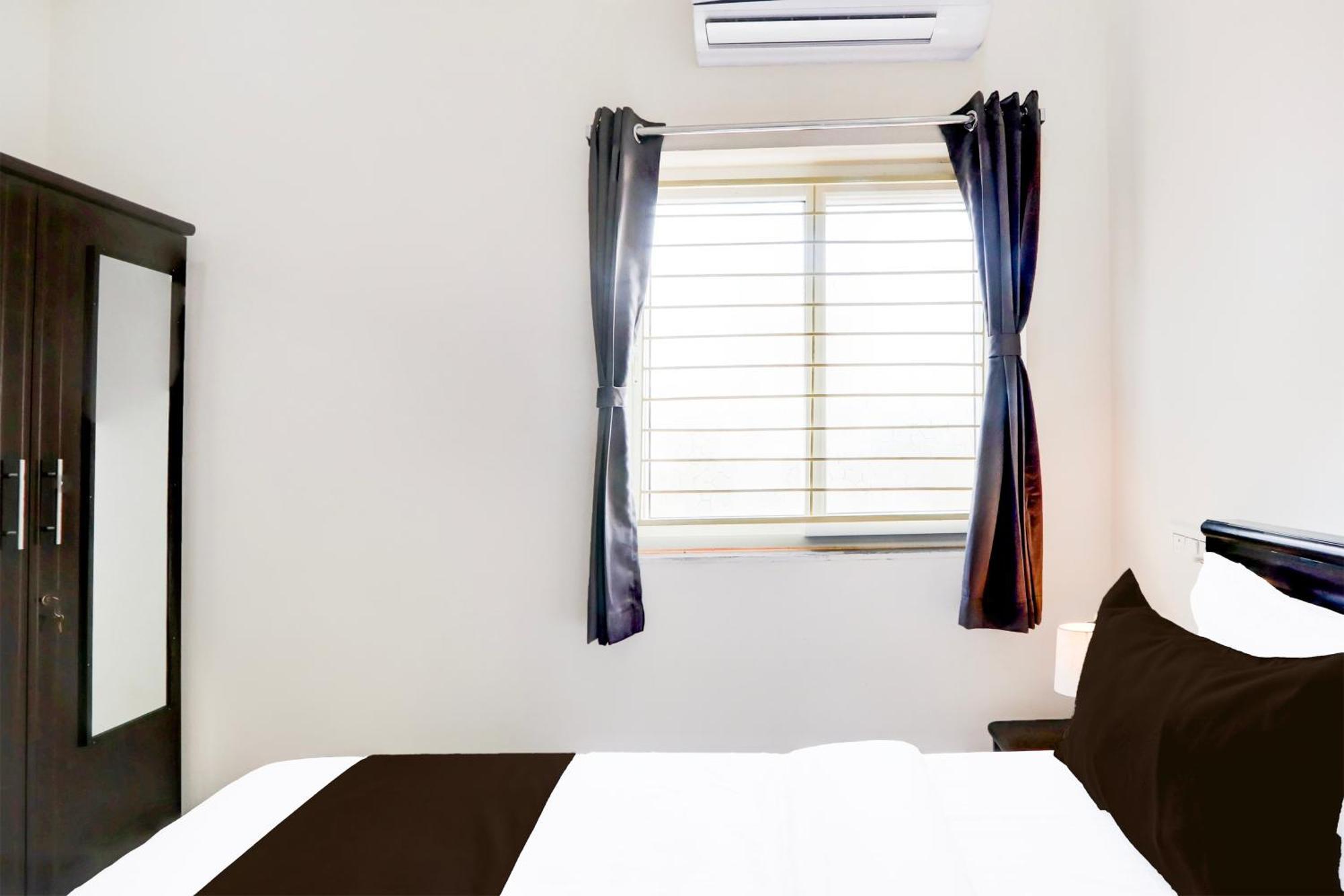 Super Hotel O Adibatla Near Tcs Ibrahimpatan Экстерьер фото